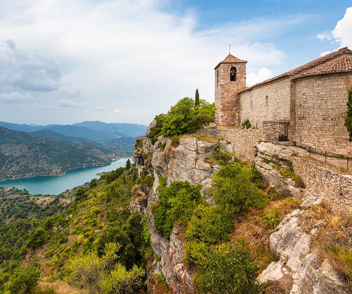 Road bike tour in south catalonia, rpiorat wine region with specialized bikes.