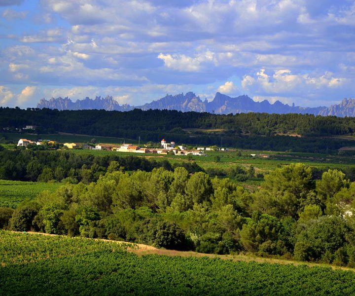 MONTSERRAT WEEKEND BIKE TOUR | Self-Guided Road Cycling Holiday Barcelona, Catalonia.